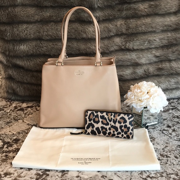kate spade Handbags - Kate Spade Matching Set
